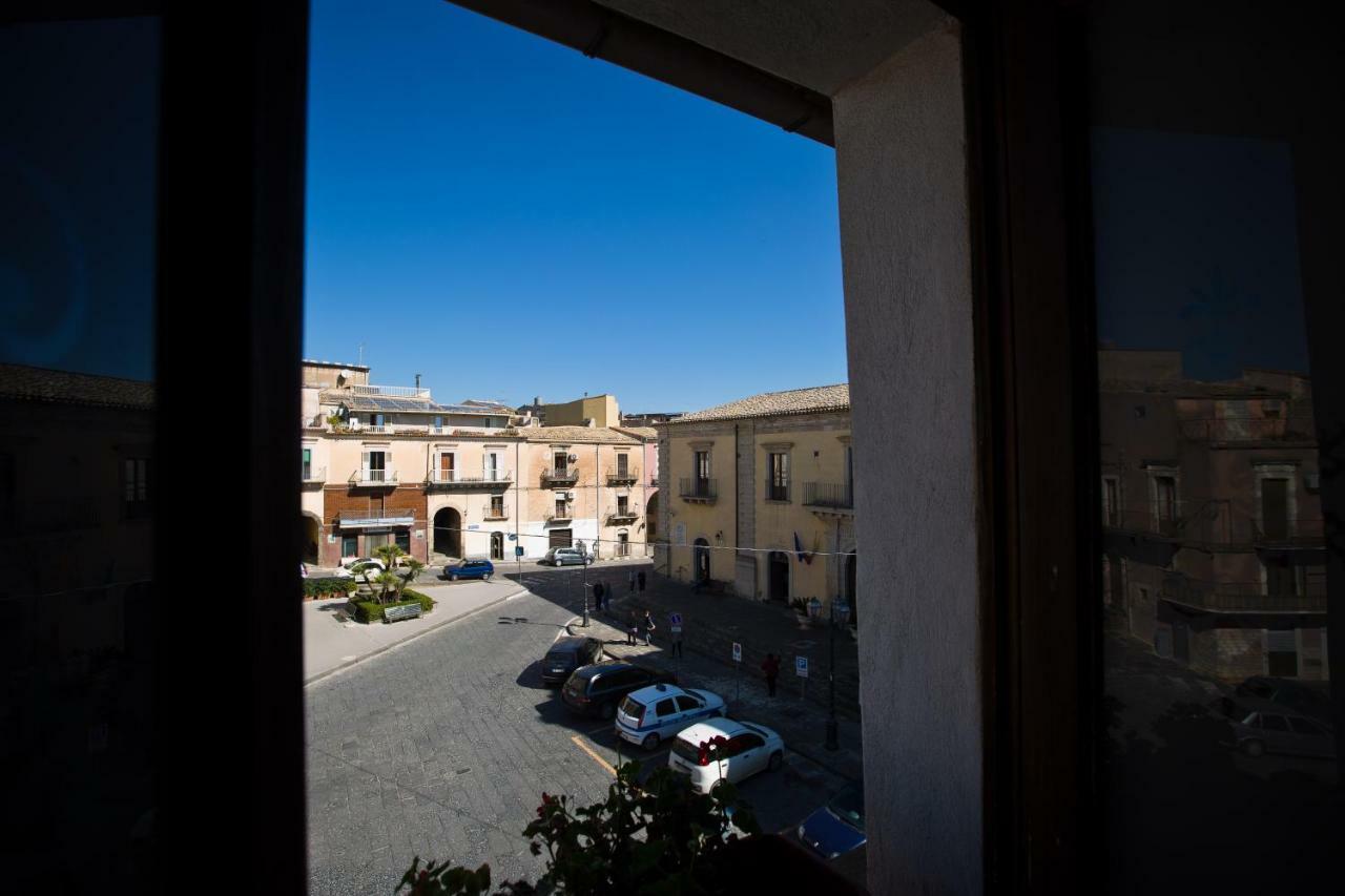 Hotel Experience Il Paesino à Licodia Eubea Extérieur photo